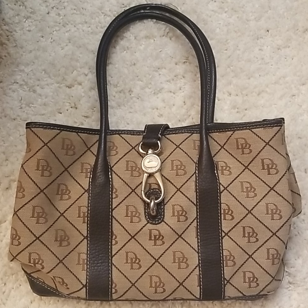 Dooney & Bourke Tote Purse